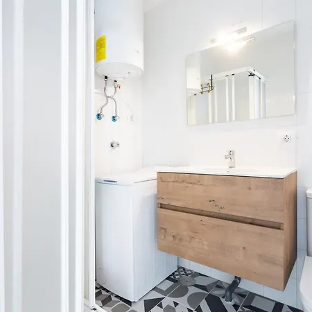 Home2book Stunning Apt Seaview & Pool, La Victoria