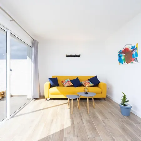 Home2book Stunning Apt Seaview & Pool, La Victoria