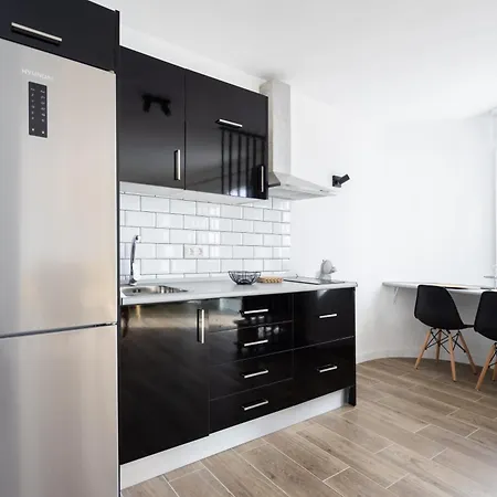 Home2book Stunning Apt Seaview & Pool, La Victoria Apartament