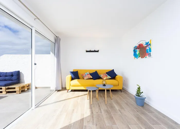 Home2book Stunning Apt Seaview & Pool, La Victoria