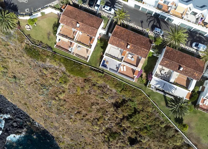 Home2book Stunning Apt Seaview & Pool, La Victoria Ла-Виктория-де-Асентехо