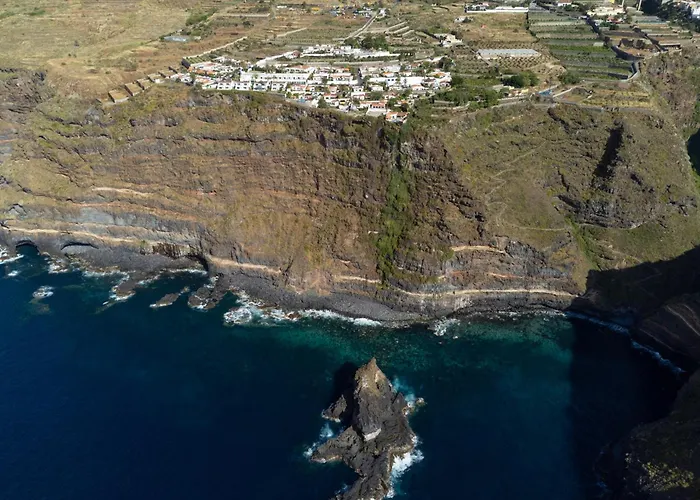 Home2book Stunning Apt Seaview & Pool, La Victoria