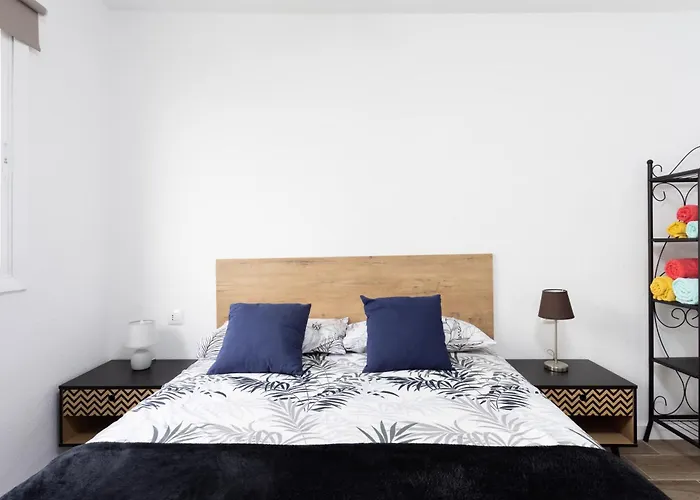 Home2book Stunning Apt Seaview & Pool, La Victoria Apartamento *