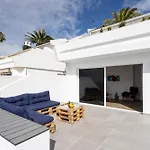 Home2book Stunning Apt Seaview & Pool, La Victoria Apartament *